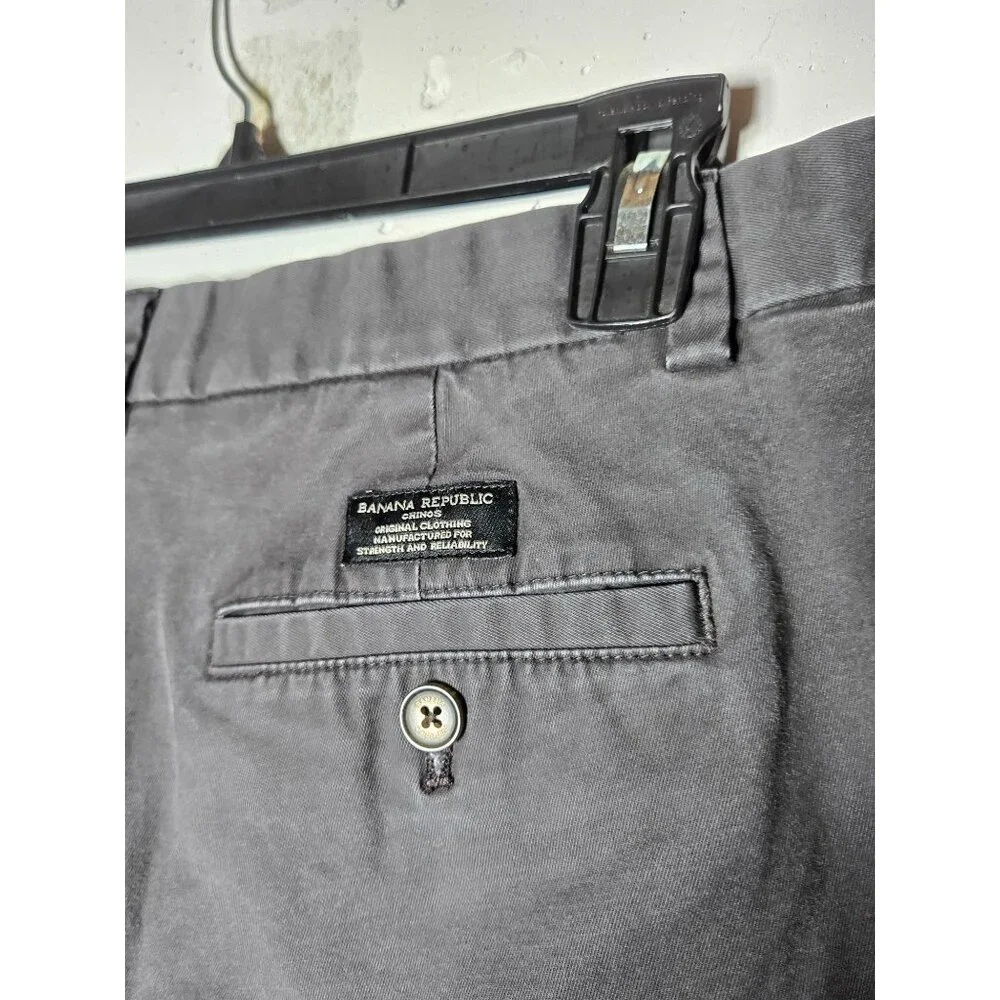 Banana Republic Mens Gray Aiden Straight Chino Pants 32/32 Preppy Neutral Career